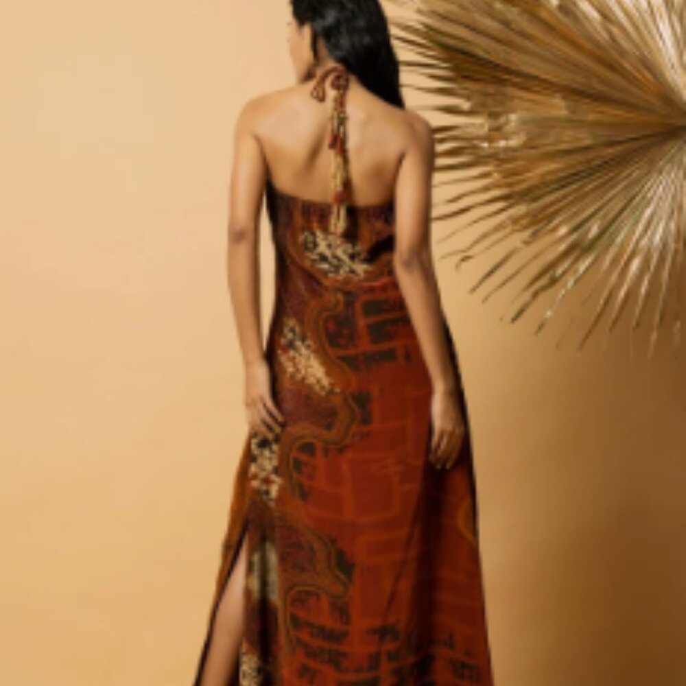 STUNNING SHRISTI CHETANI HALTER NECK DRESS - BNWT - Picture 1 of 7